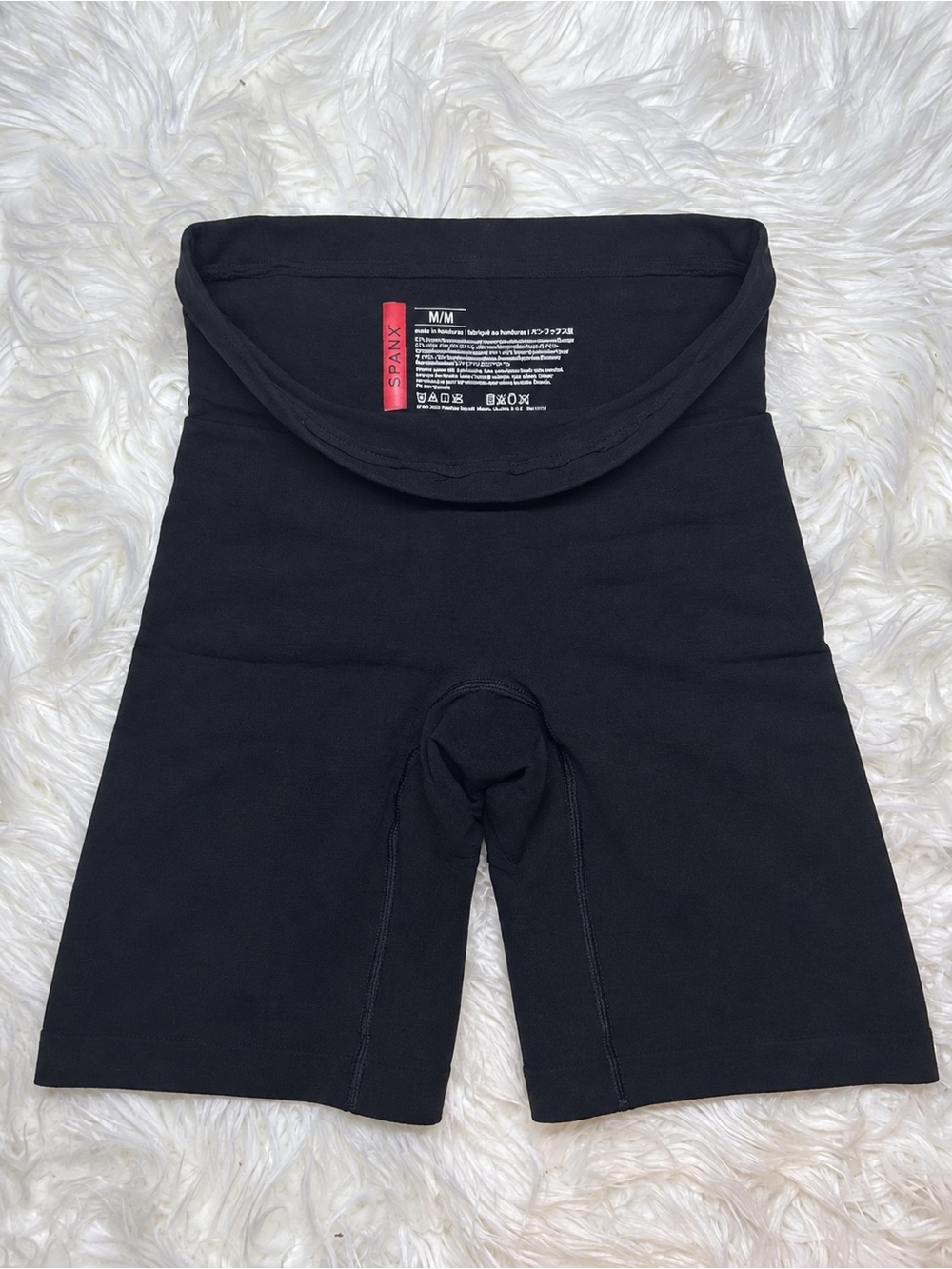 SPANX OnCore High-Waisted Mid-Thigh Shaping Shorts Black Size Medium